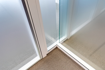 CERENN-PH SAINT-GOBAIN LA DEFENSE-BLOCKMARK-6646-HD-300dpi